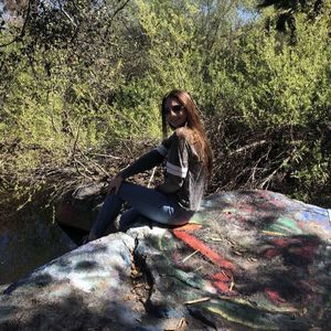 Meet your Posher, Ally